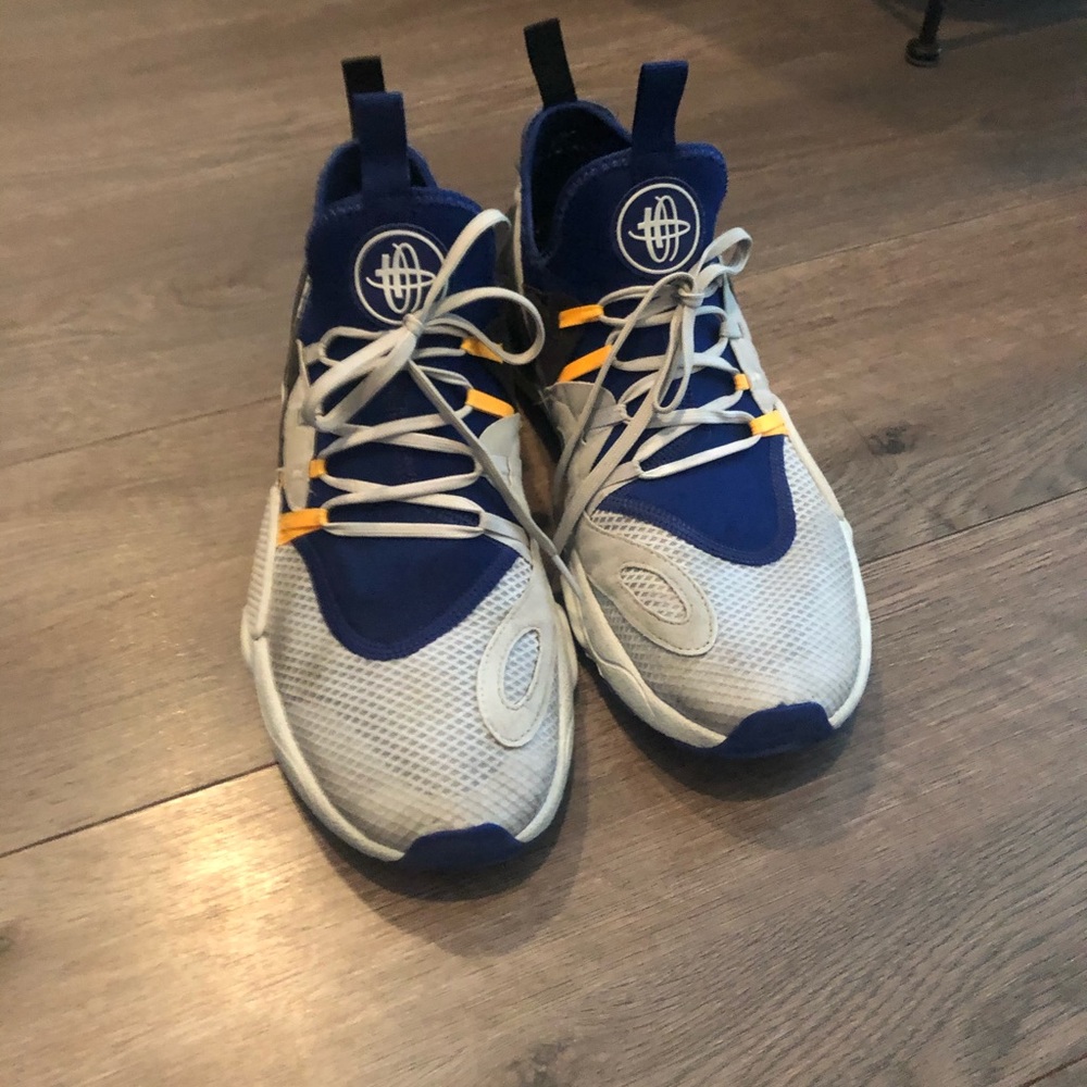 nike huarache size 10.5